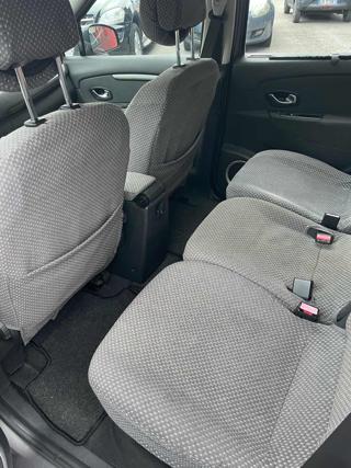 RENAULT Scenic usata, con Cruise Control