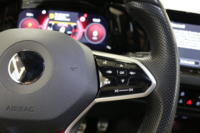VOLKSWAGEN Golf usata, con Sensore di pioggia