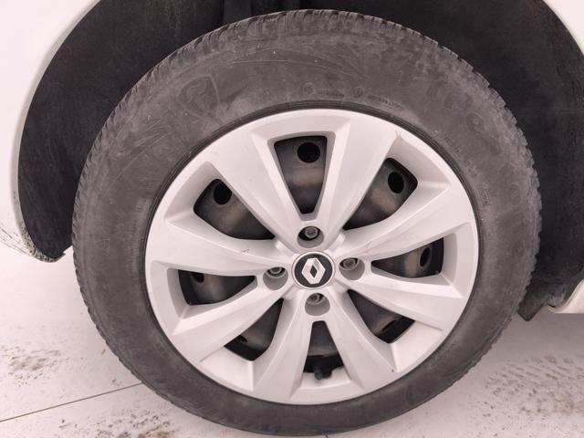 RENAULT Clio usata, con Sensori di parcheggio posteriori