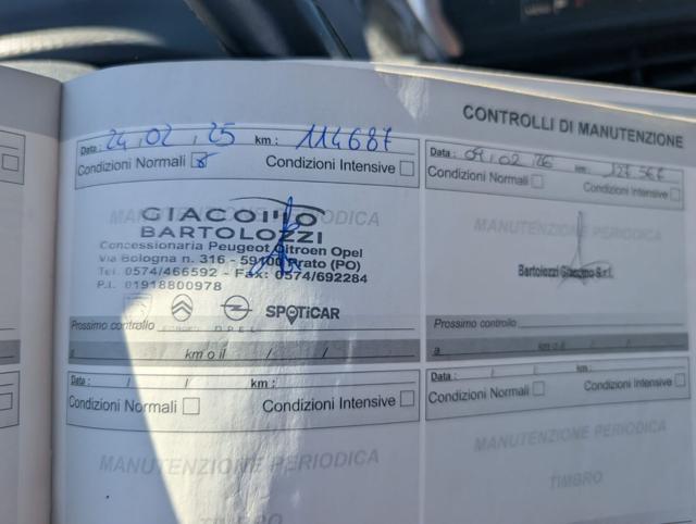 PEUGEOT 2008 usata, con USB