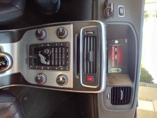 VOLVO V60 usata, con Bluetooth