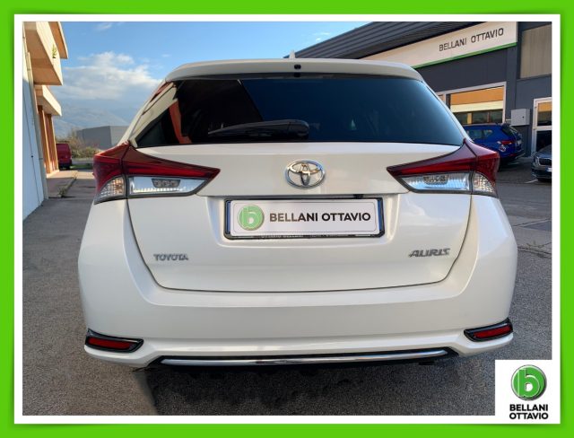 TOYOTA Auris Touring Sports usata, con Alzacristalli elettrici