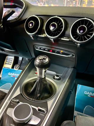 AUDI TT usata, con Autoradio
