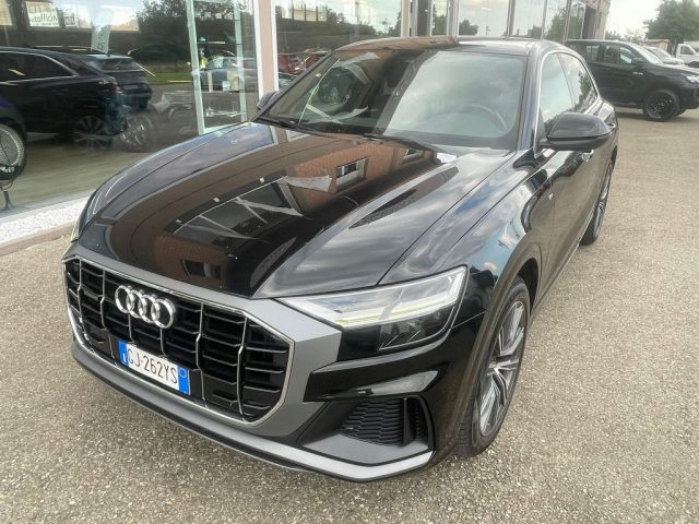 AUDI Q8 usata, con Airbag laterali