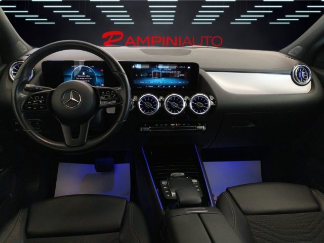 MERCEDES-BENZ GLA 180 usata 13
