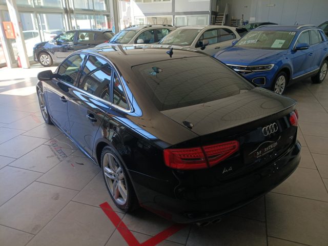 AUDI A4 usata, con Autoradio