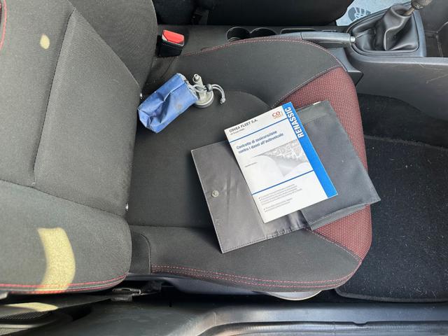 RENAULT Clio usata, con MP3