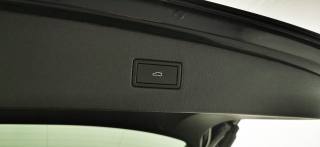 VOLKSWAGEN Tiguan Allspace usata, con Fari full-led