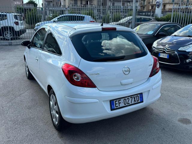 OPEL Corsa usata, con Autoradio