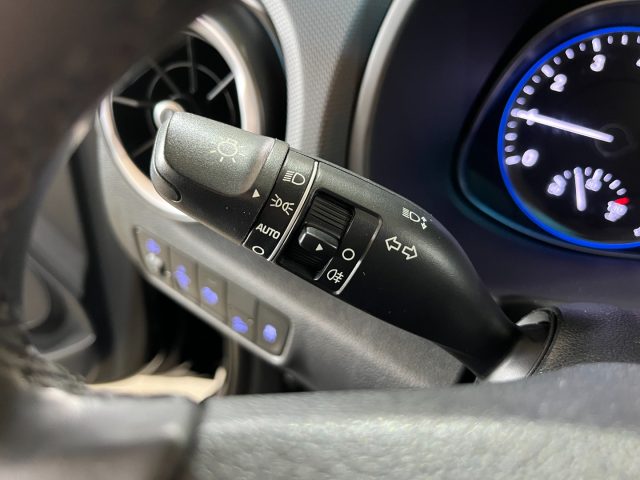 HYUNDAI Kona usata, con Autoradio digitale