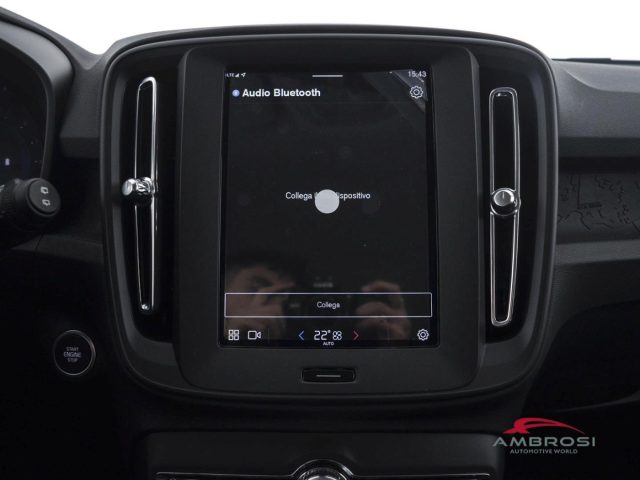 VOLVO XC40 usata 13