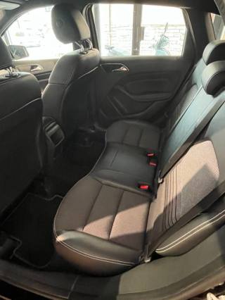 MERCEDES-BENZ B 180 usata, con Cerchi in lega