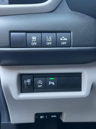 SUZUKI Swift usata, con Fari LED