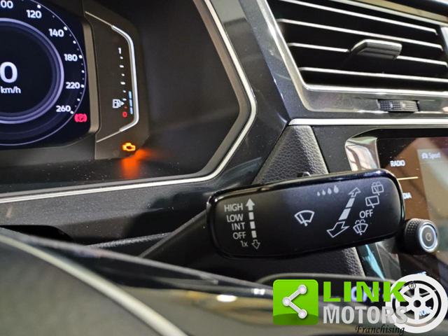 VOLKSWAGEN Tiguan usata, con Adaptive Cruise Control