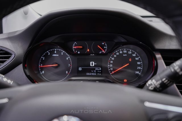 OPEL Crossland X usata, con Bluetooth