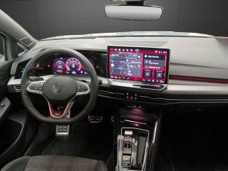 VOLKSWAGEN Golf usata, con Autoradio