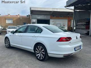 VOLKSWAGEN Passat usata, con Airbag Passeggero