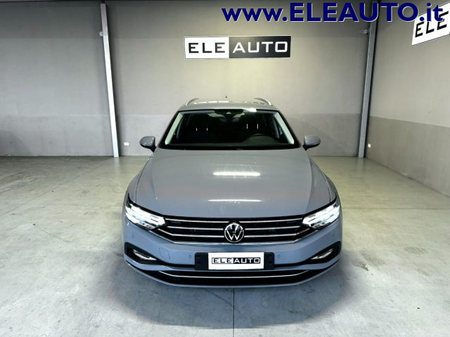VOLKSWAGEN Passat Variant usata, con Airbag