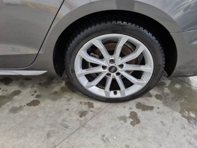 AUDI A4 usata, con Autoradio digitale