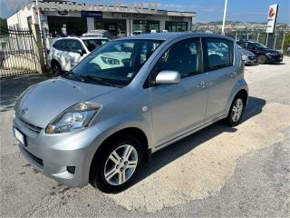 DAIHATSU Sirion usata, con Specchietti laterali elettrici