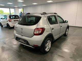 DACIA Sandero usata, con Autoradio