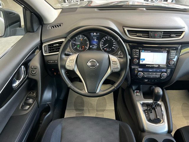 NISSAN Qashqai usata, con Controllo automatico clima