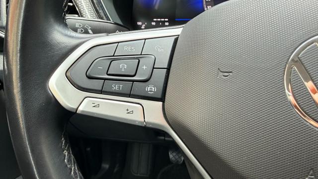 VOLKSWAGEN T-Cross usata, con Autoradio