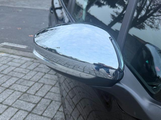 PEUGEOT 208 usata, con Airbag testa