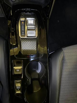 PEUGEOT 2008 usata, con Servosterzo