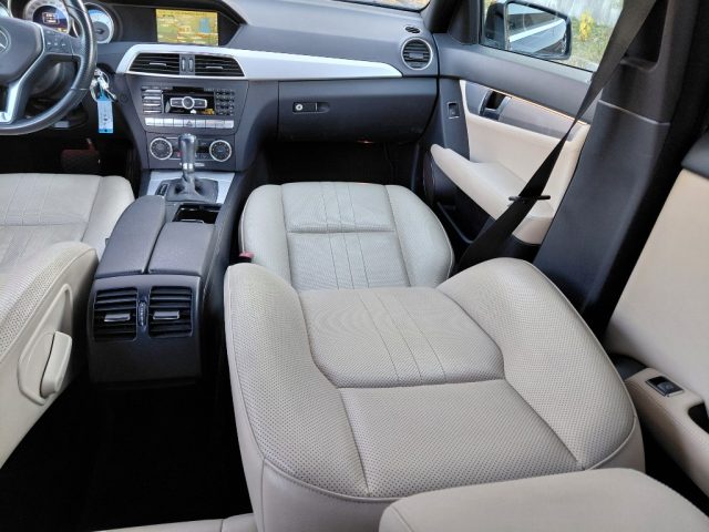 MERCEDES-BENZ C 220 usata, con Fari Xenon