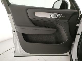 VOLVO XC40 usata, con Controllo automatico clima