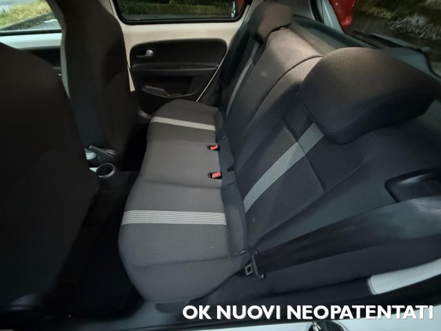 VOLKSWAGEN up! usata, con Climatizzatore