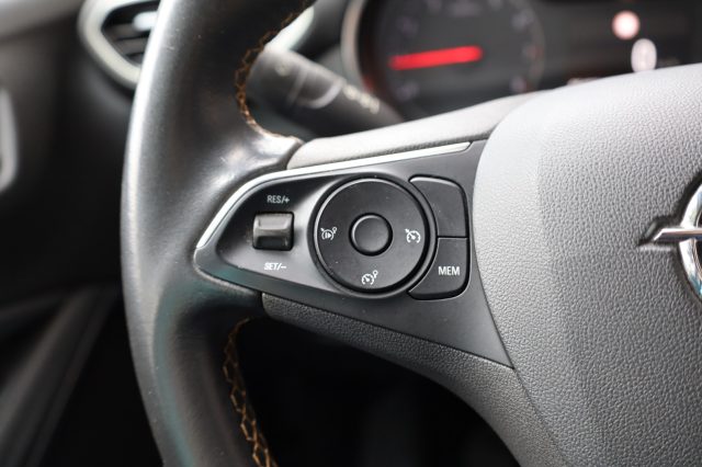 OPEL Crossland X usata, con Volante multifunzione