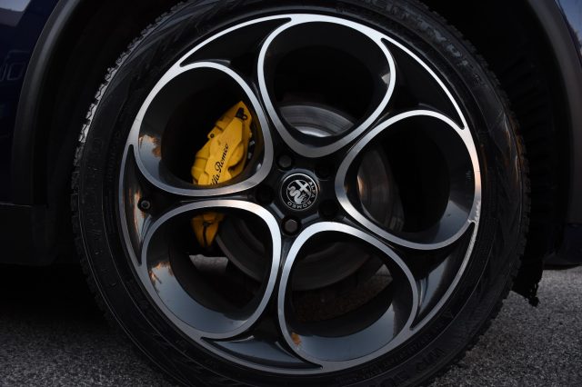 ALFA ROMEO Stelvio usata, con Alzacristalli elettrici