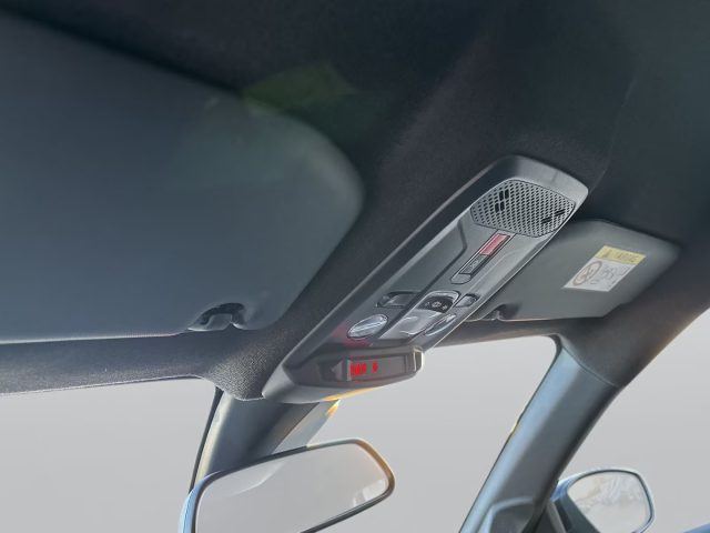 OPEL Corsa usata, con Park Distance Control