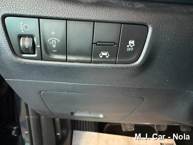 HYUNDAI Kona usata, con USB