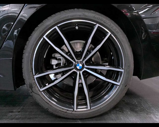 BMW 320 usata, con Fendinebbia
