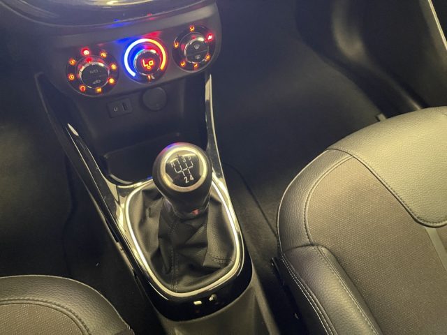 OPEL Adam usata, con Controllo automatico clima