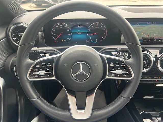 MERCEDES-BENZ A 180 usata, con Alzacristalli elettrici
