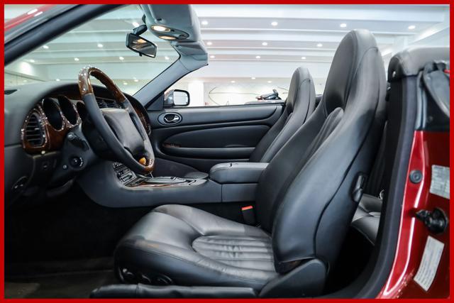 JAGUAR XK8 usata, con Chiusura centralizzata