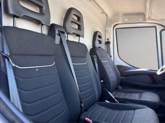 IVECO Daily usata 7
