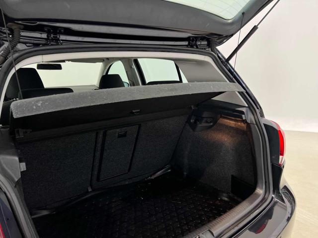 VOLKSWAGEN Golf usata, con Controllo trazione