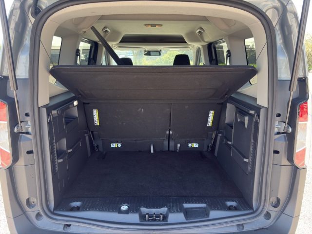 FORD Tourneo Courier usata 12