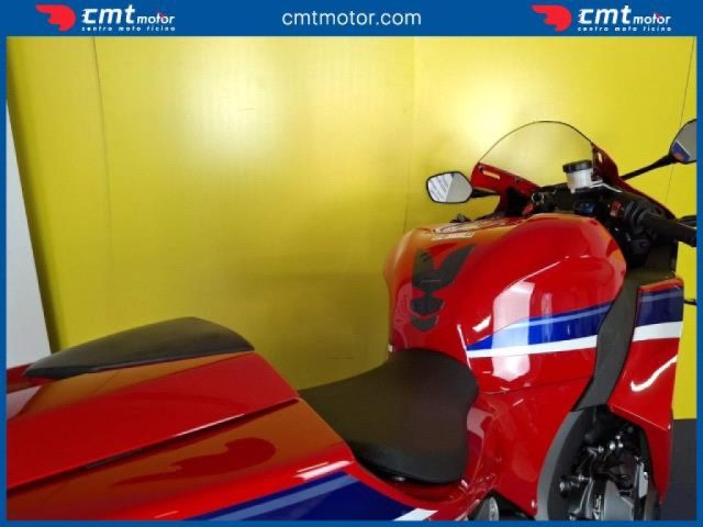 HONDA CBR 600 RR usata 12