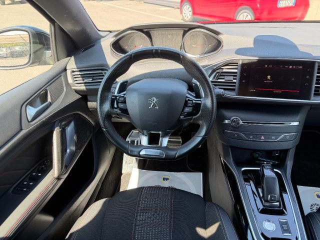 PEUGEOT 308 usata, con Sedile posteriore sdoppiato