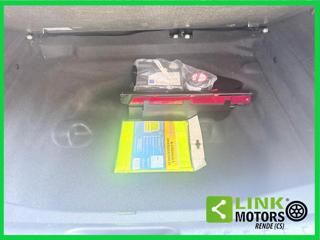 MERCEDES-BENZ GLA 200 usata, con Sistema di avviso di distanza