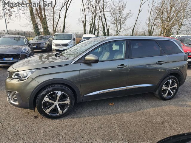 PEUGEOT 5008 usata, con Airbag laterali