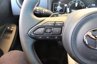 TOYOTA Yaris usata, con Sistema di navigazione