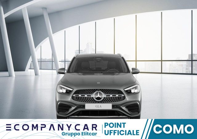 MERCEDES-BENZ GLA 180 usata, con Alzacristalli elettrici