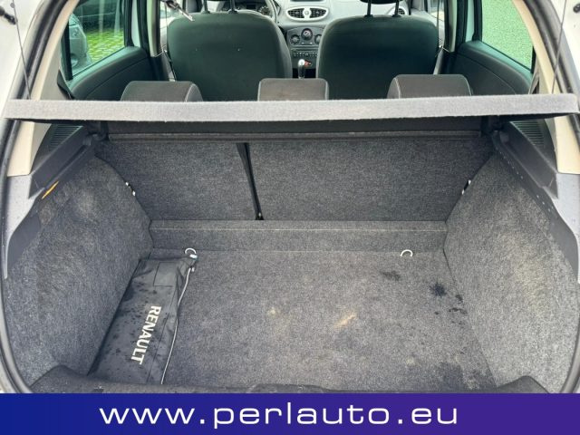 RENAULT Clio usata, con Climatizzatore